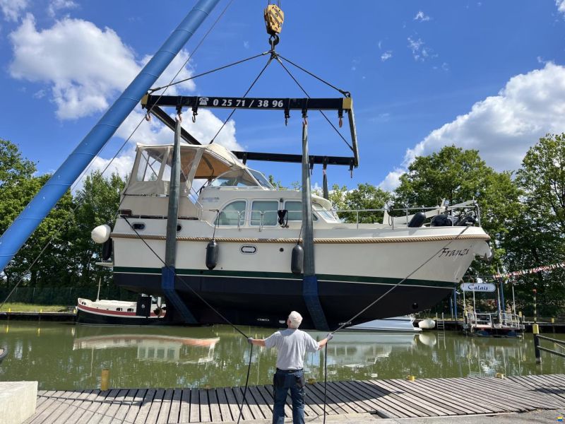 Linssen Grand Sturdy 29.9 AC