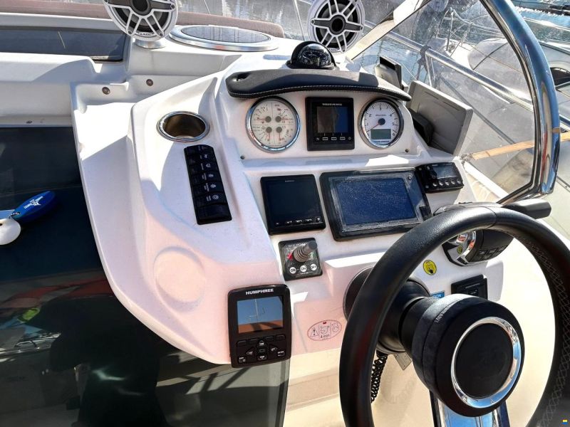 Cranchi Endurance 30
