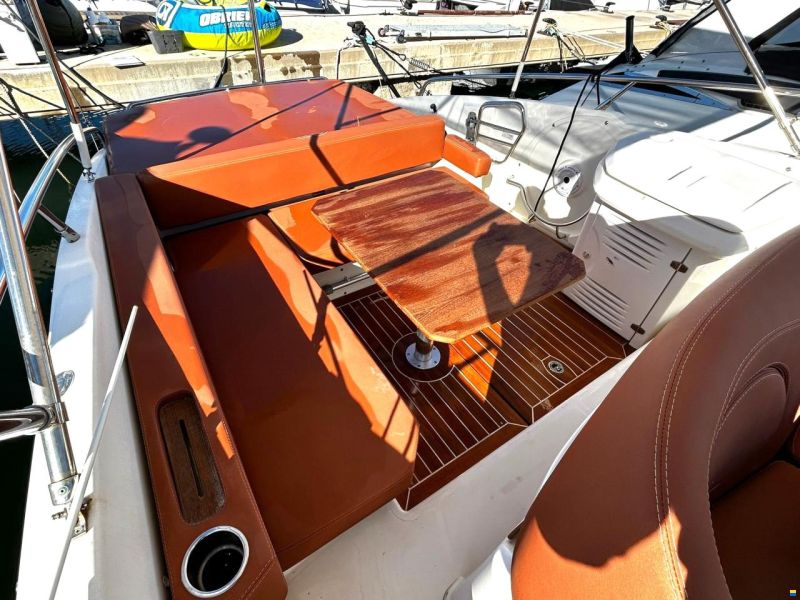 Cranchi Endurance 30
