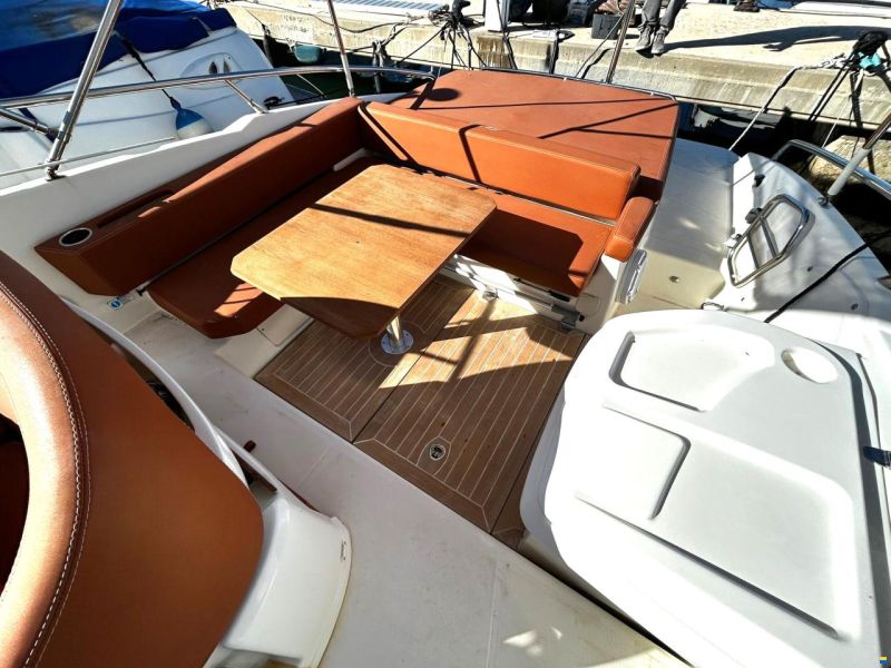 Cranchi Endurance 30