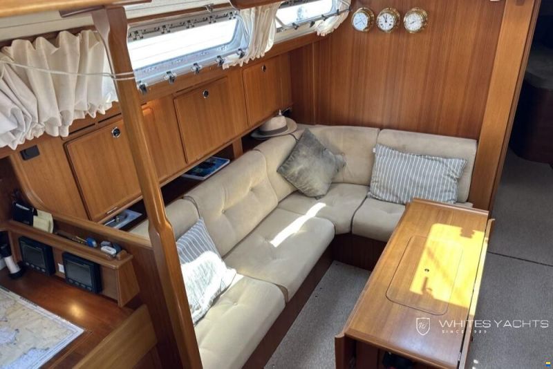 Hallberg-Rassy 43