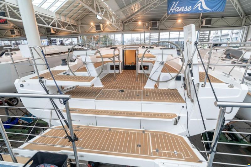 Hanse 410