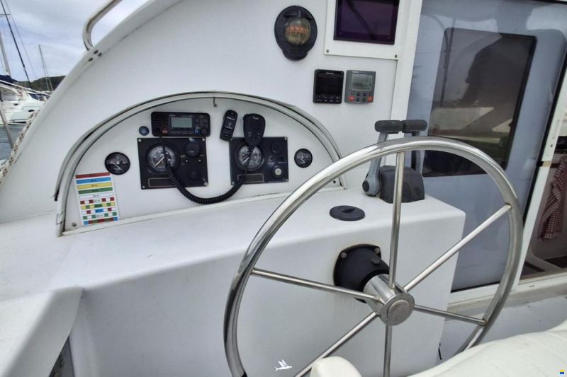 Outremer 38