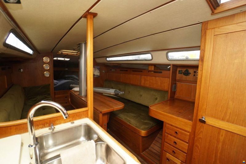 Sirena 38