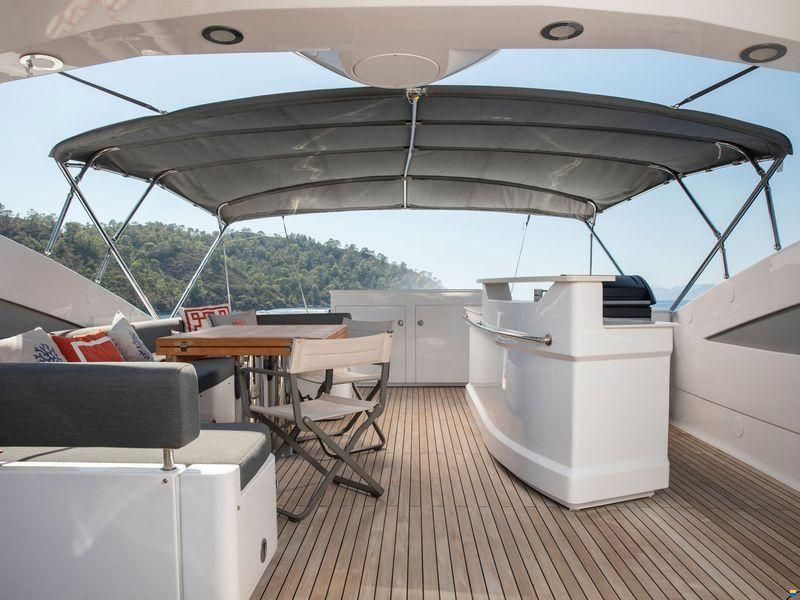 Sunseeker 94 Yacht