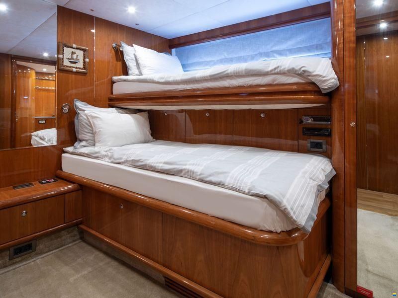 Sunseeker 94 Yacht