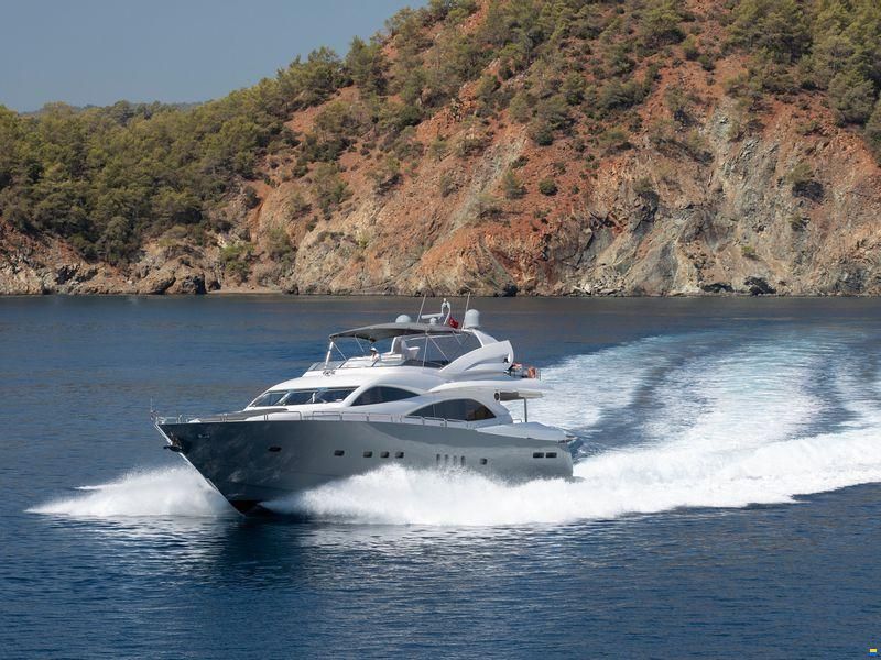 Sunseeker 94 Yacht
