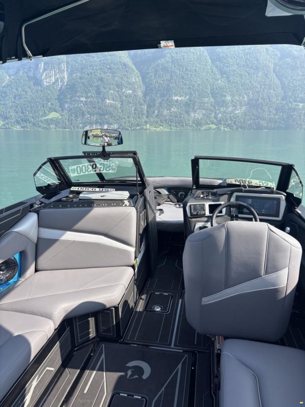 Centurion NV213 MY2025 Demoboot