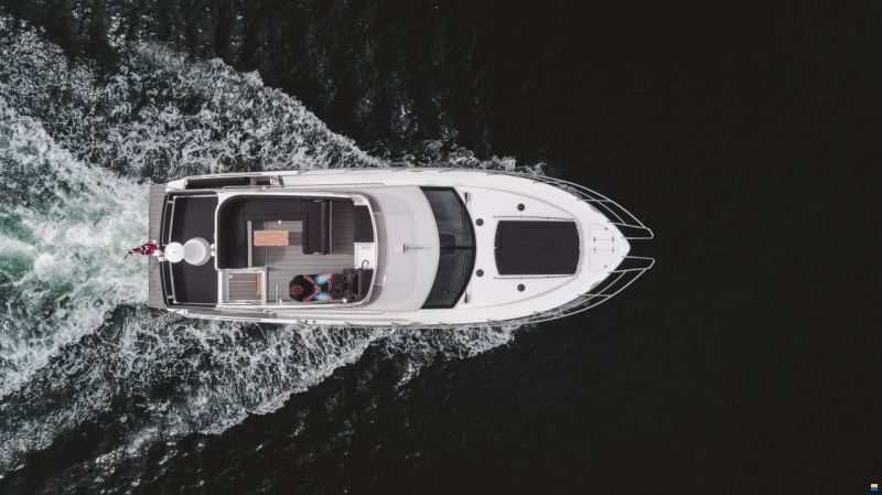 Viknes S35 Fly