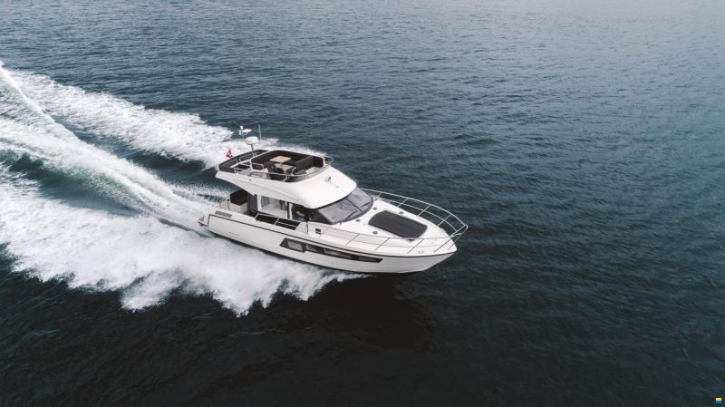 Viknes S35 Fly