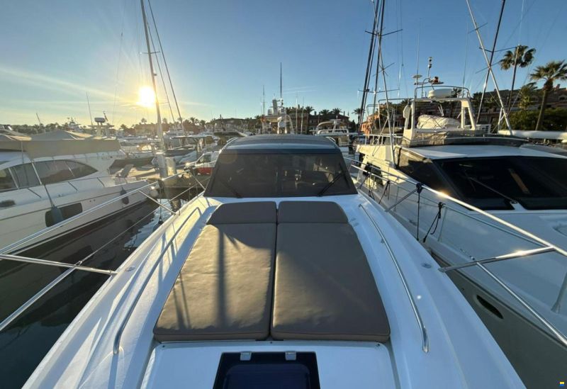 Princess V 48 open