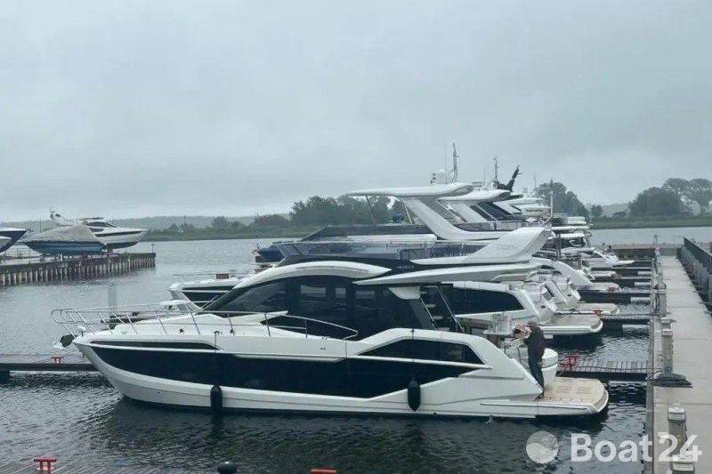Galeon 480 Fly