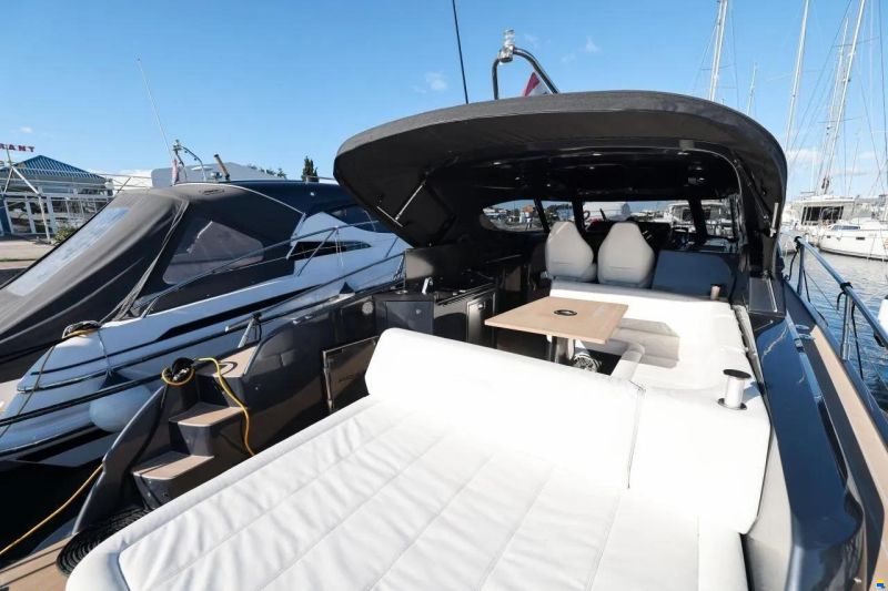 Focus Motor Yacht Power 36