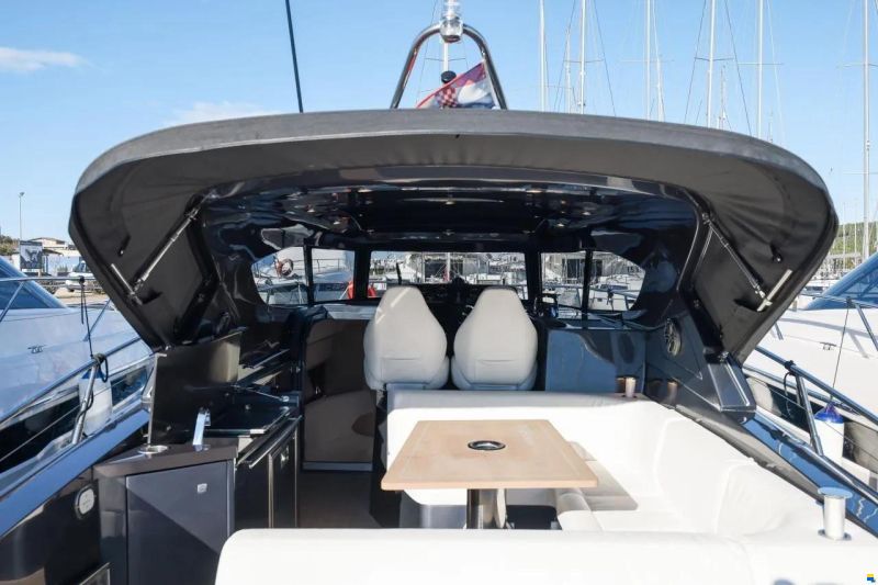 Focus Motor Yacht Power 36