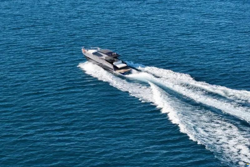 Focus Motor Yacht Power 36