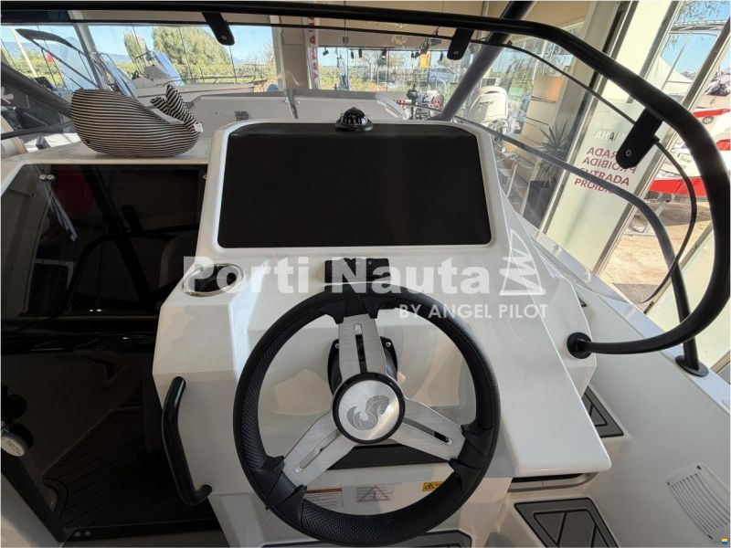 Beneteau Flyer 8 SUNdeck V2