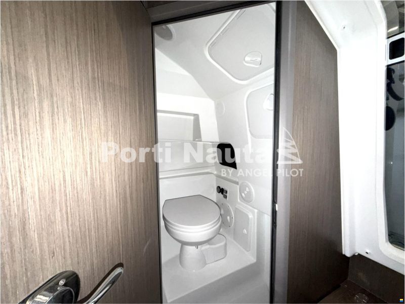 Beneteau Flyer 8 SUNdeck V2