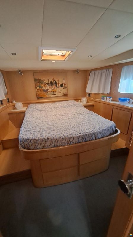 Aquarius 55 Fly
