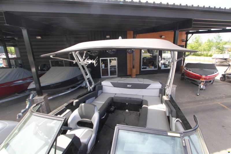 MasterCraft NXT 22