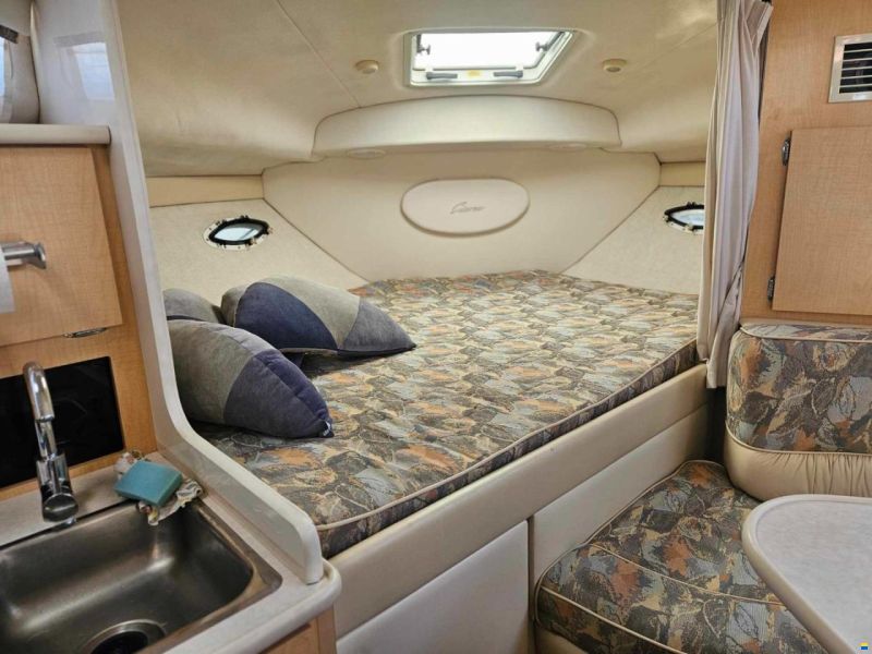 Bayliner 3055