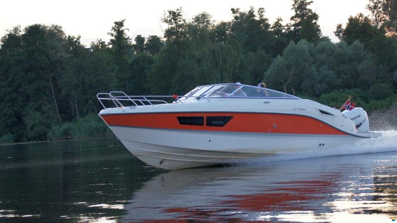 Uttern D77