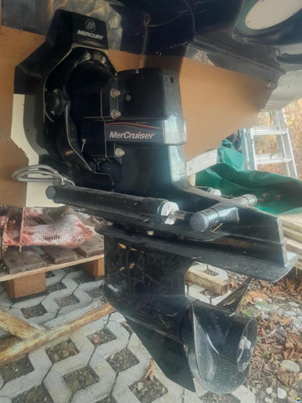 MerCruiser V6 4.5l 250 CV