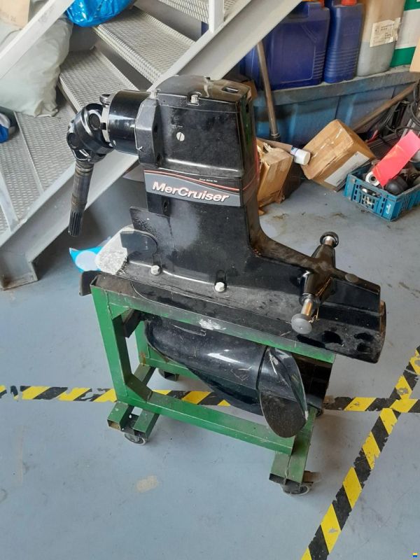 MerCruiser V6 4.5l 250 CV