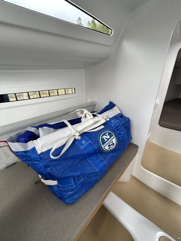 Beneteau First 27