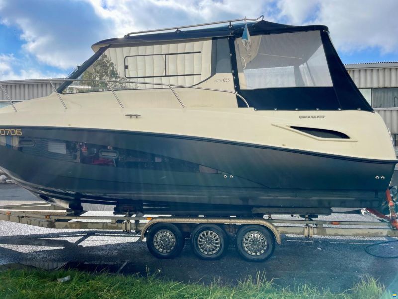 Quicksilver Activ 855