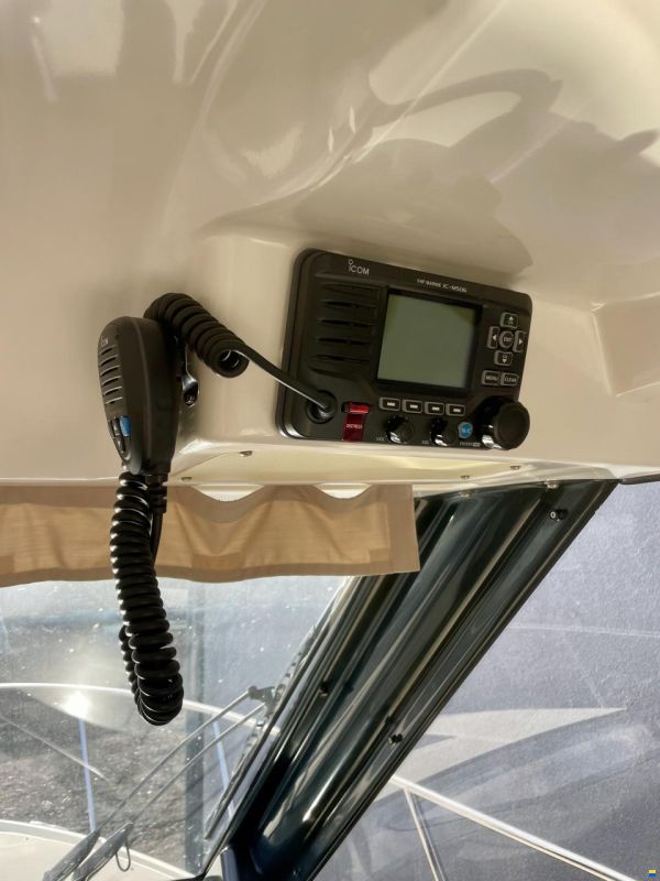 Quicksilver Activ 855