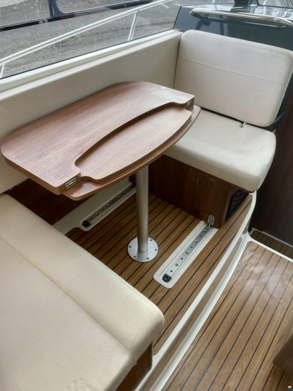 Quicksilver Activ 855