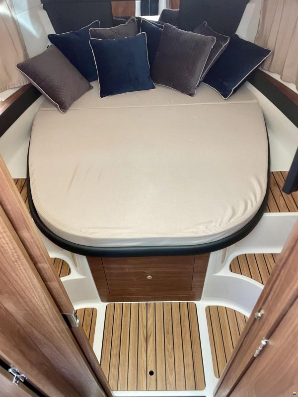 Quicksilver Activ 855