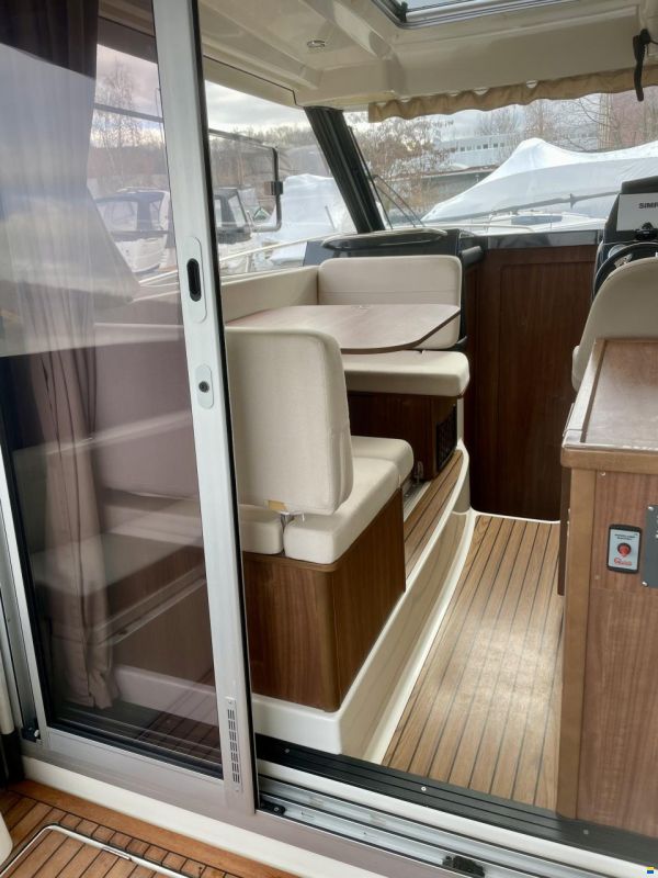 Quicksilver Activ 855