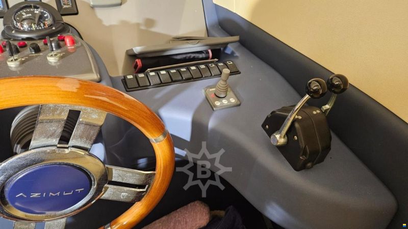 Azimut AZ 50