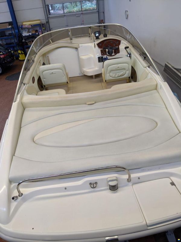 Cranchi ECLIPSE MIT TRAILER, DAYCUISER/