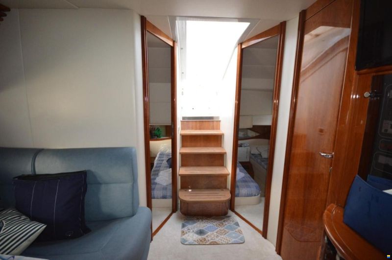 Pershing 52'