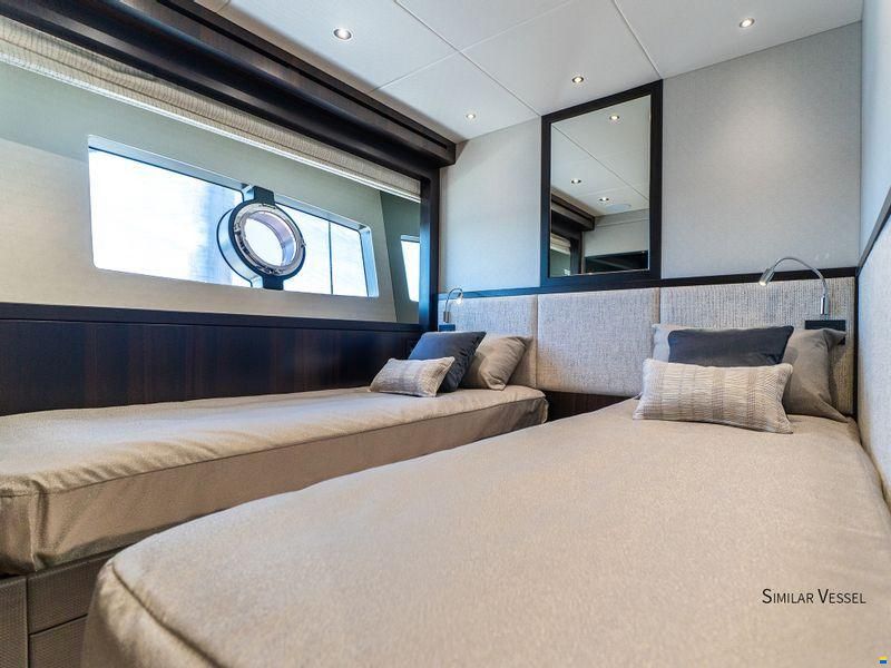 Sunseeker 95 Yacht