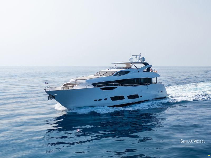 Sunseeker 95 Yacht