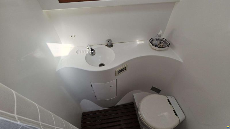 Lagoon 570