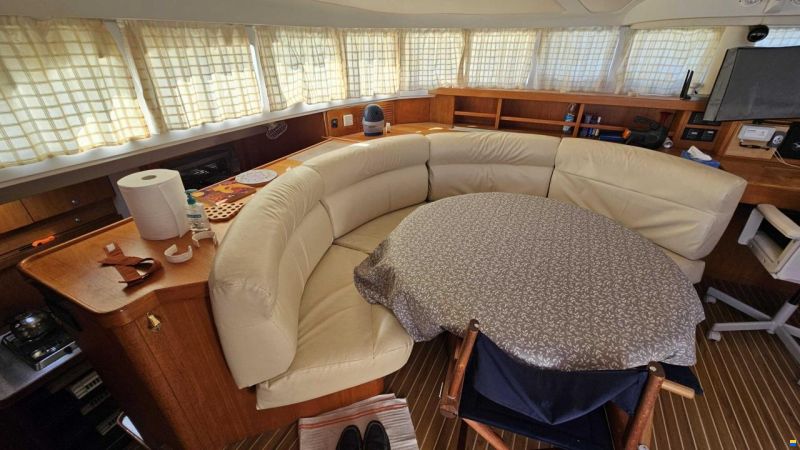 Lagoon 570