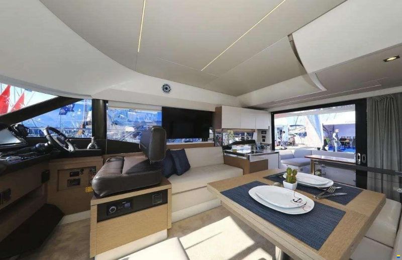 Prestige 460