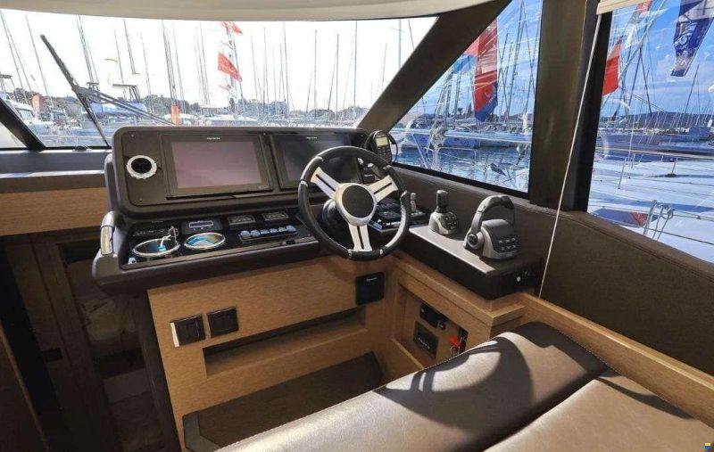 Prestige 460