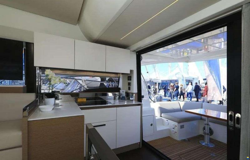 Prestige 460
