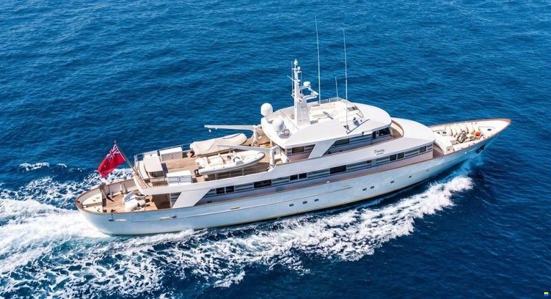 Camper & Nicholsons 40 Mt