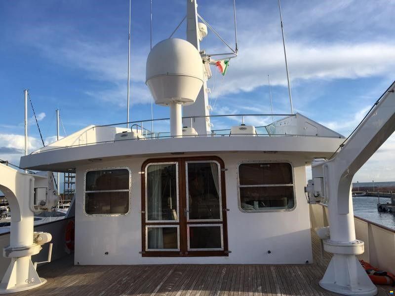 Camper & Nicholsons 40 Mt