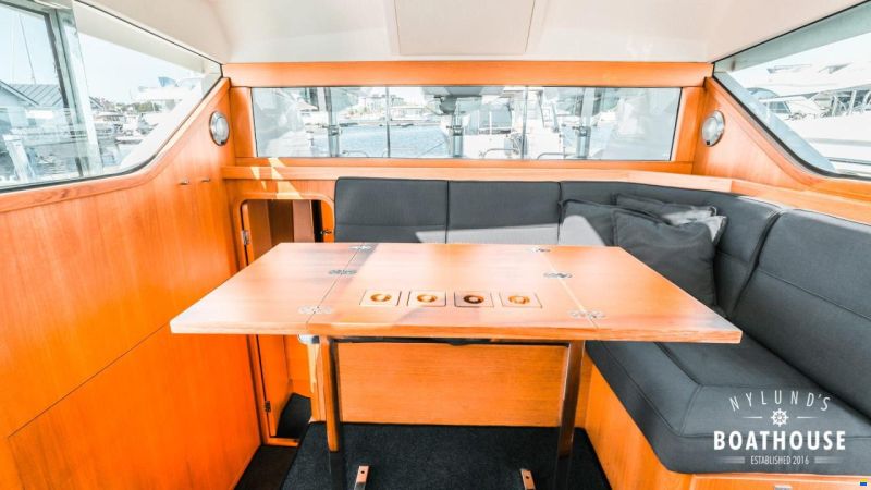Delta Powerboats 40 WA