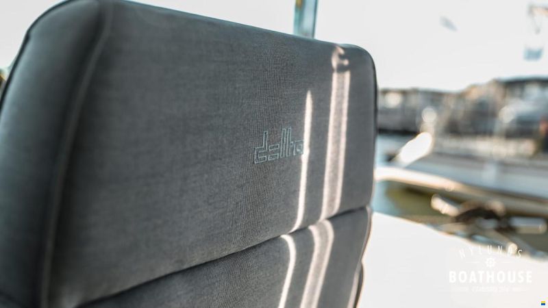 Delta Powerboats 40 WA