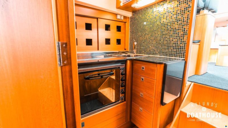 Delta Powerboats 40 WA
