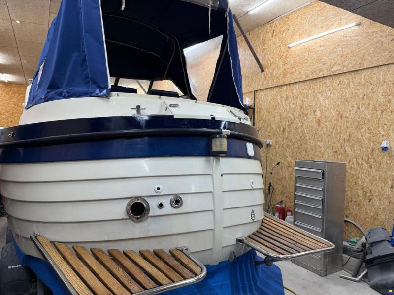 Framboat 690