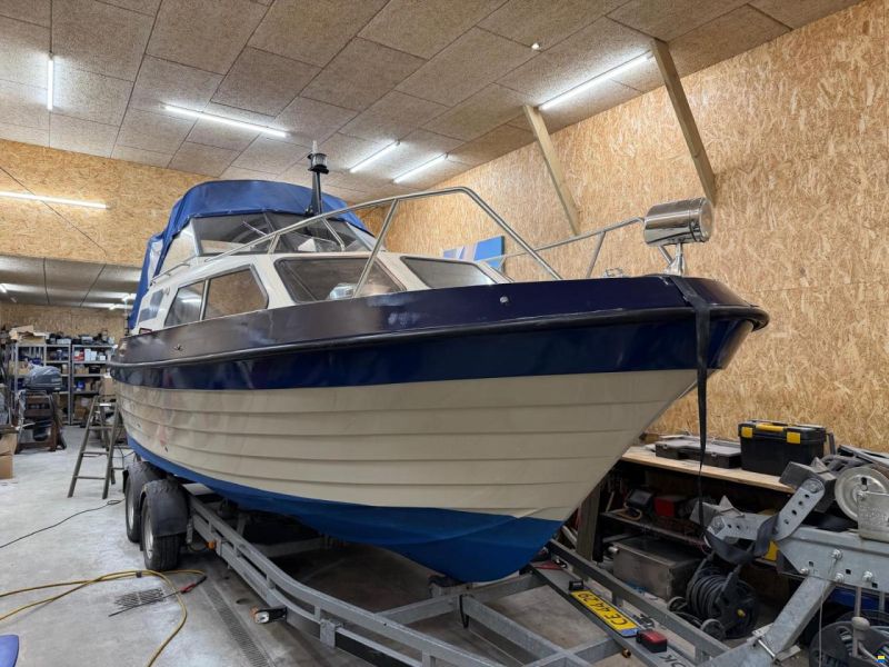 Framboat 690